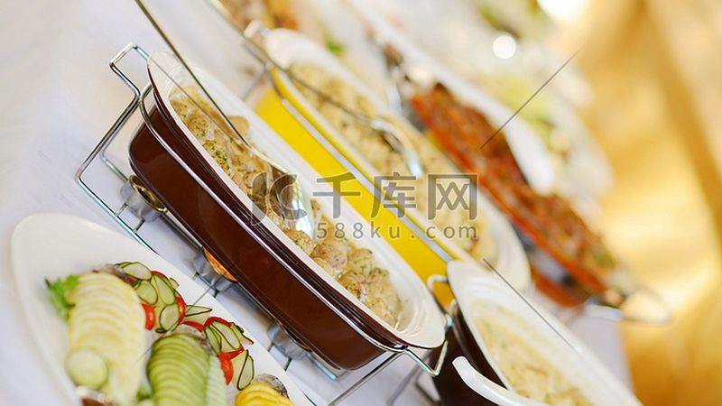 软糖与硬糖，口感背后的科学差异**