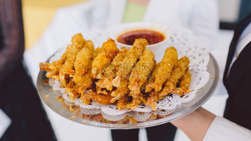 手工饼干制作：原料揭秘与工艺解析