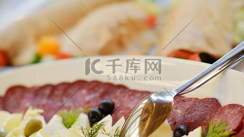 食品批发报价单背后的秘密：如何解读价格区间**